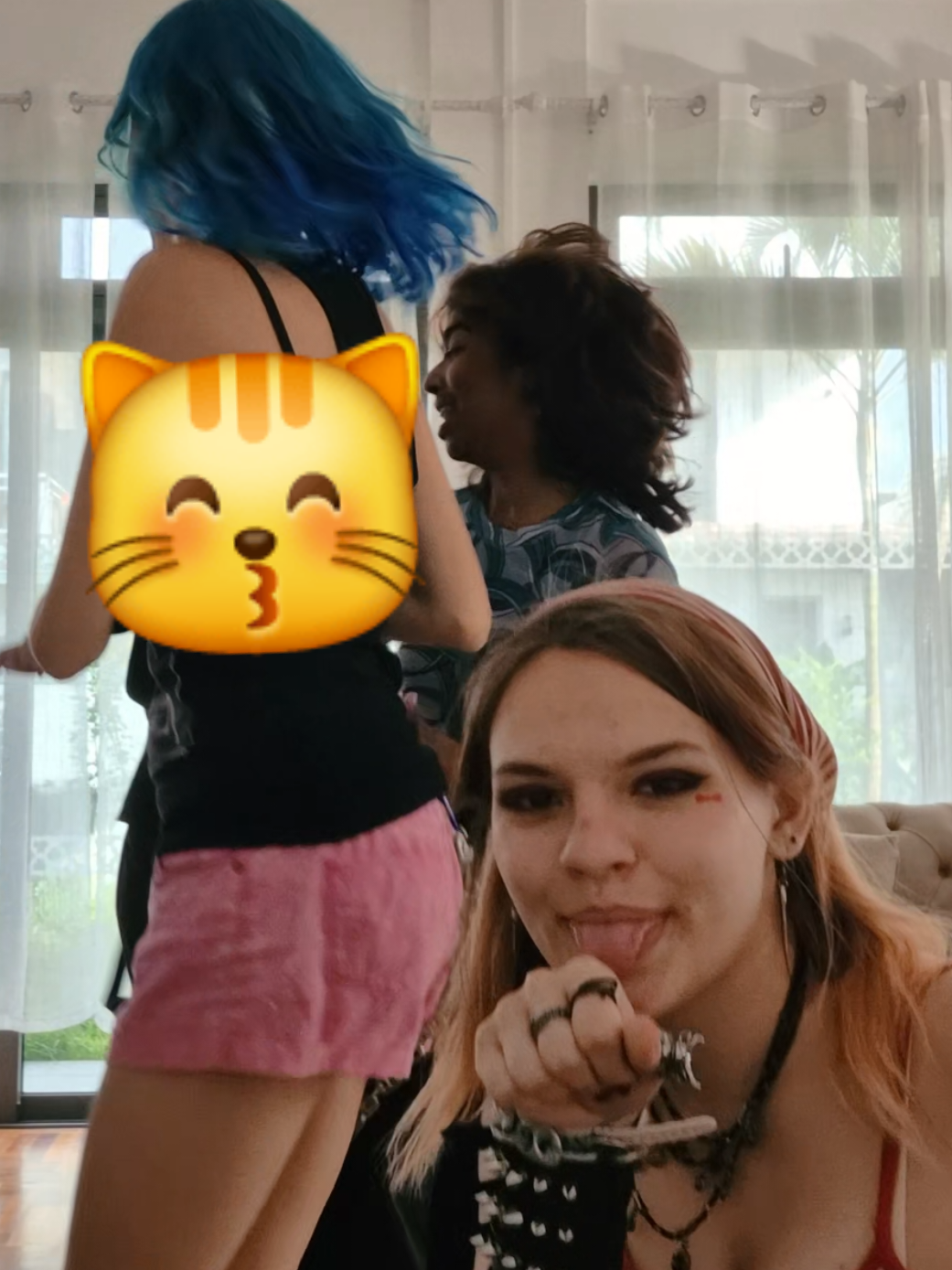 @🐈Zelia🇲🇺