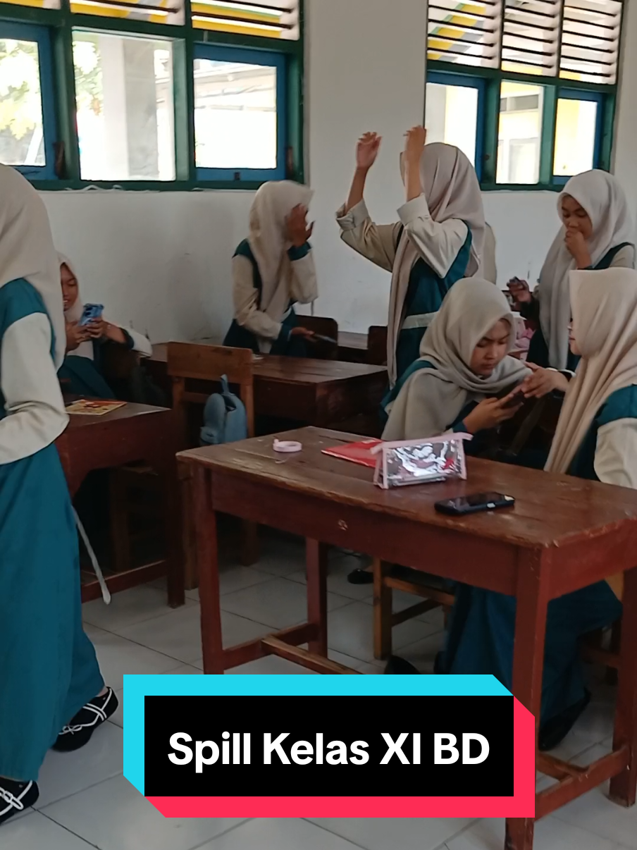 @Galeriku_di_Sekolah