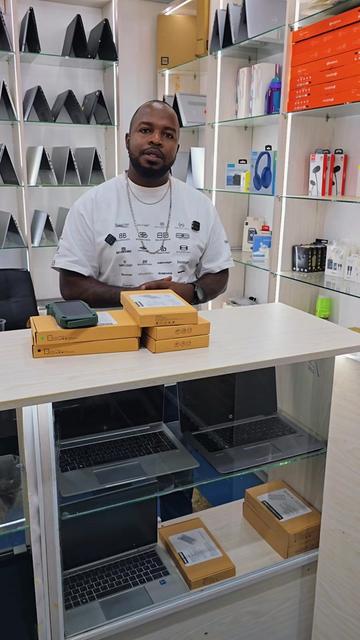 @Baseus StoreKe