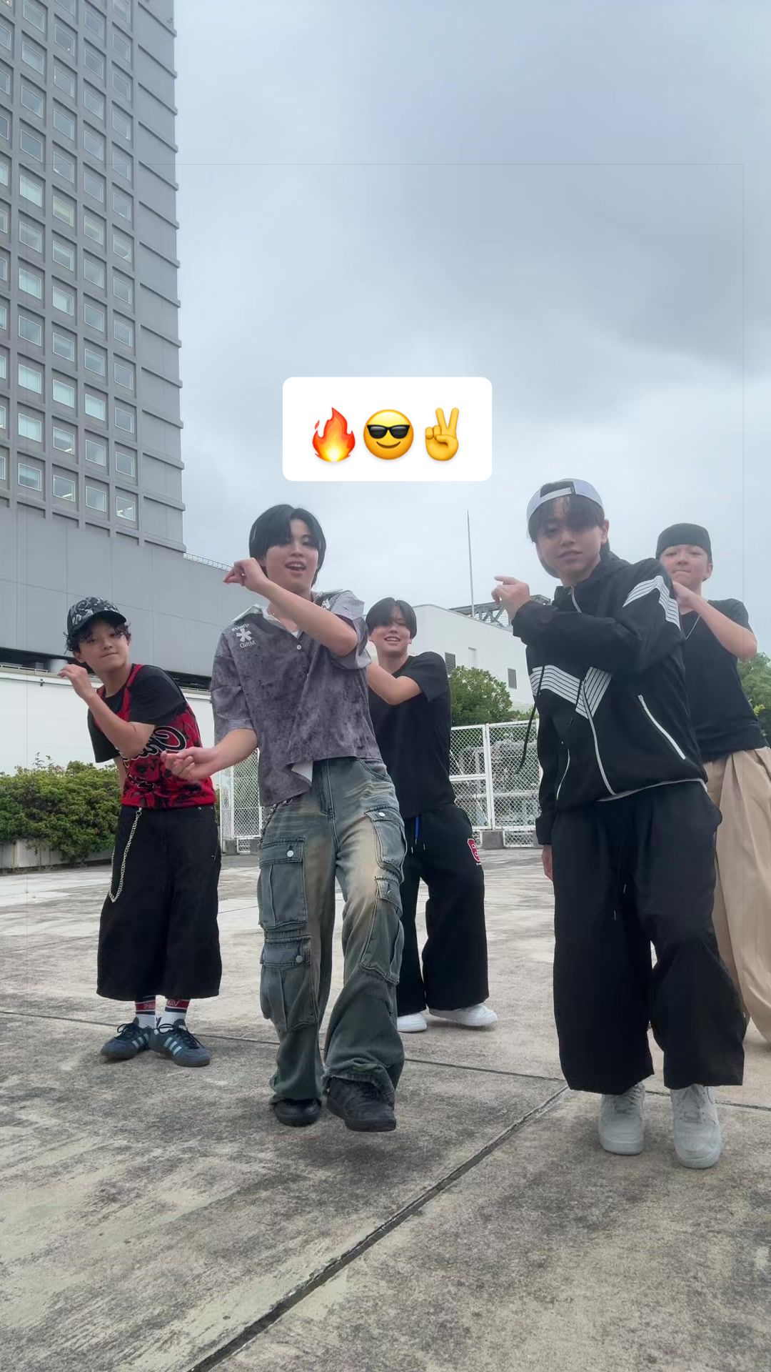 @⚡️REVORT⚡️