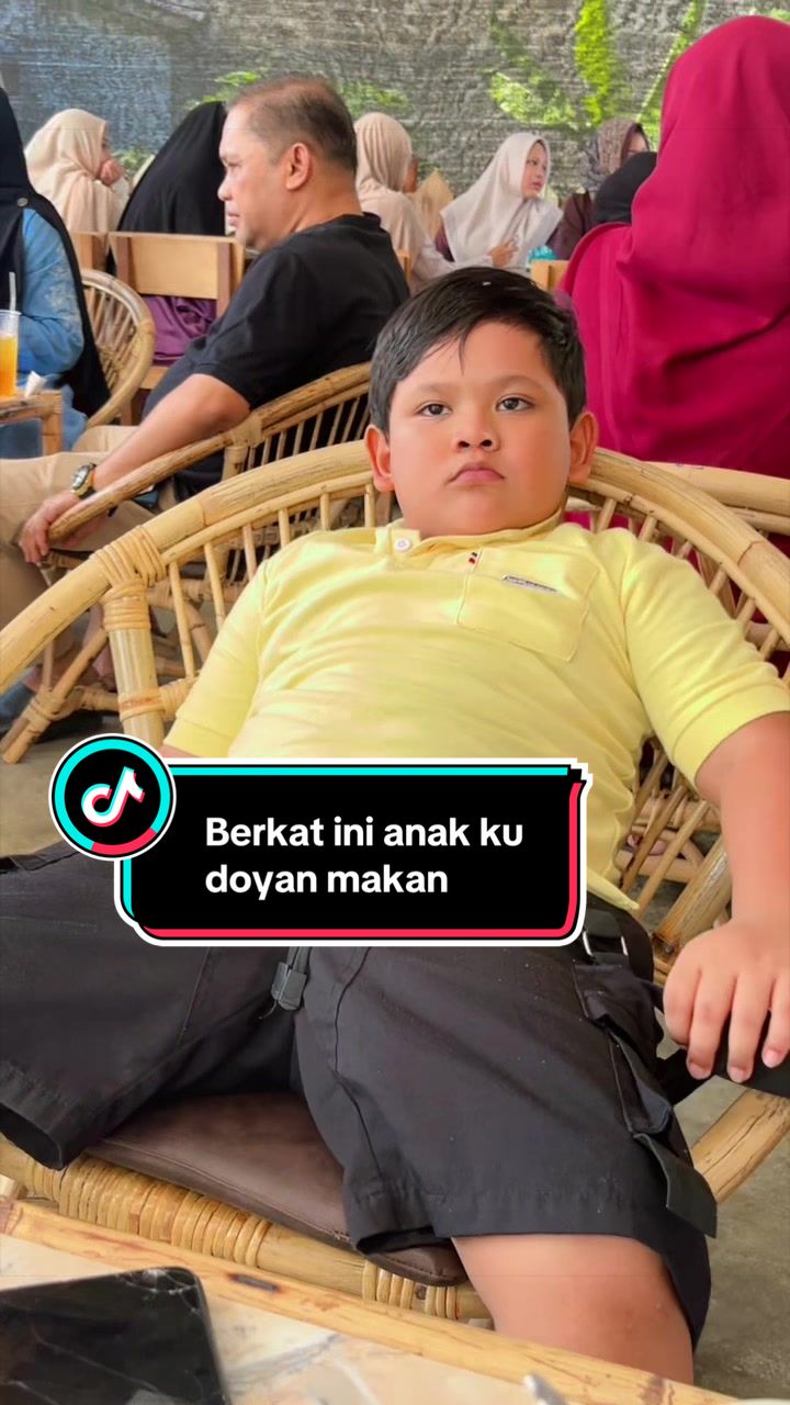 @🕊️ goyang lidah 🫦 🕊️