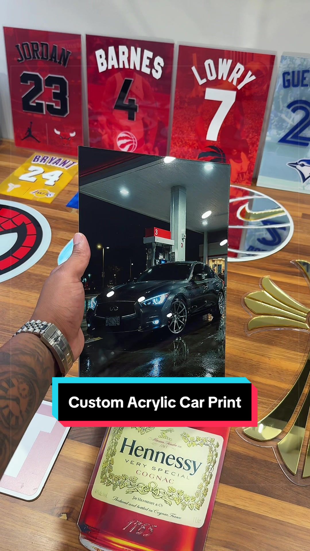 @MazerDesign | Acrylic Wall Art