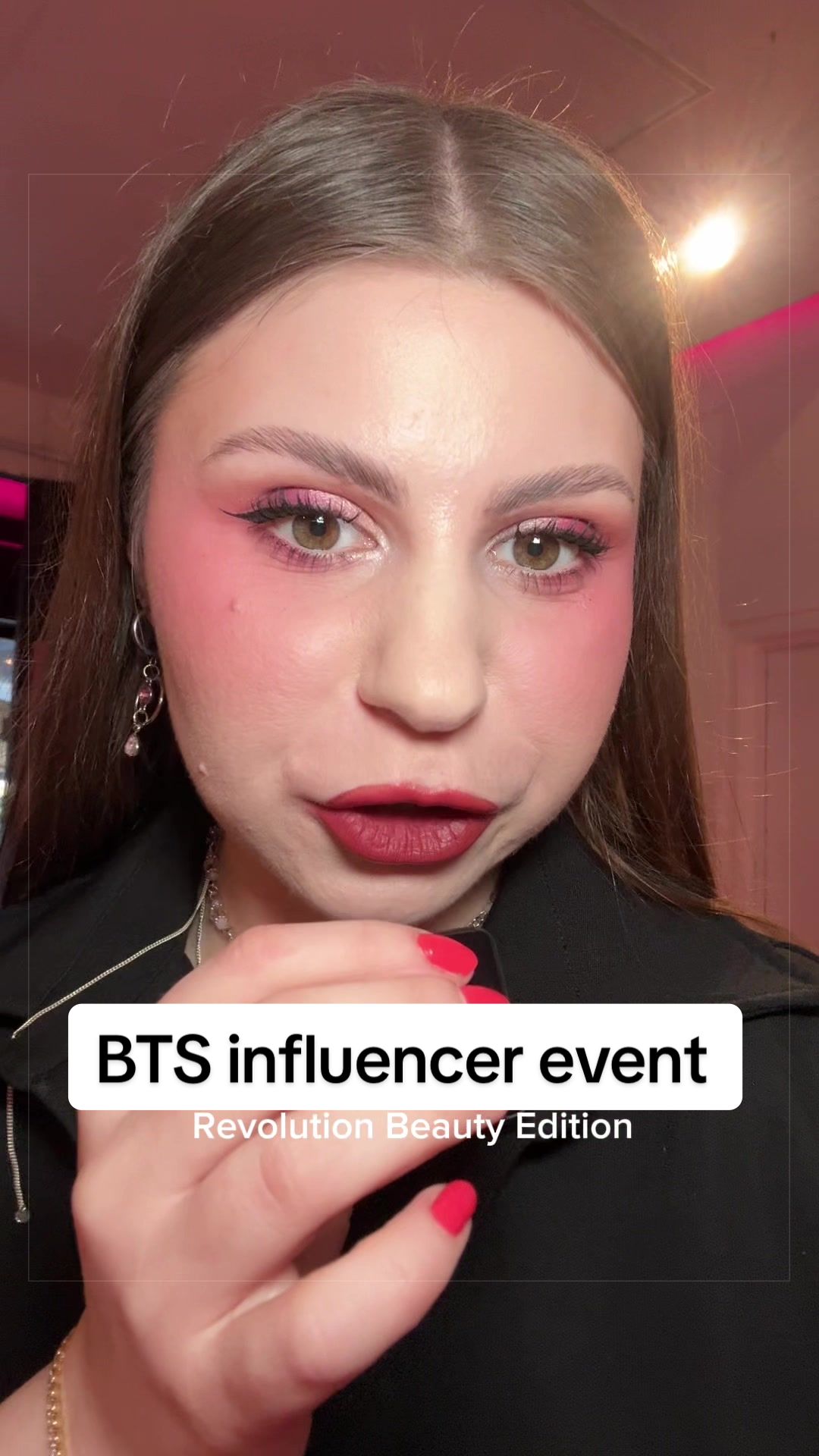 @Liana Tries Makeup