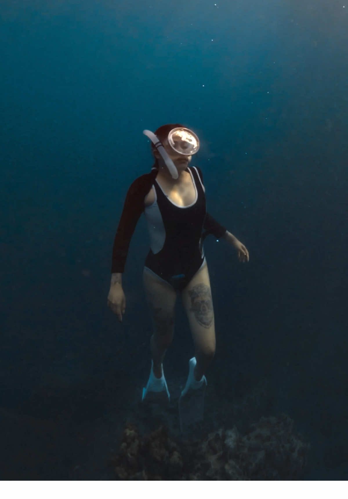 @divewith_eyJ