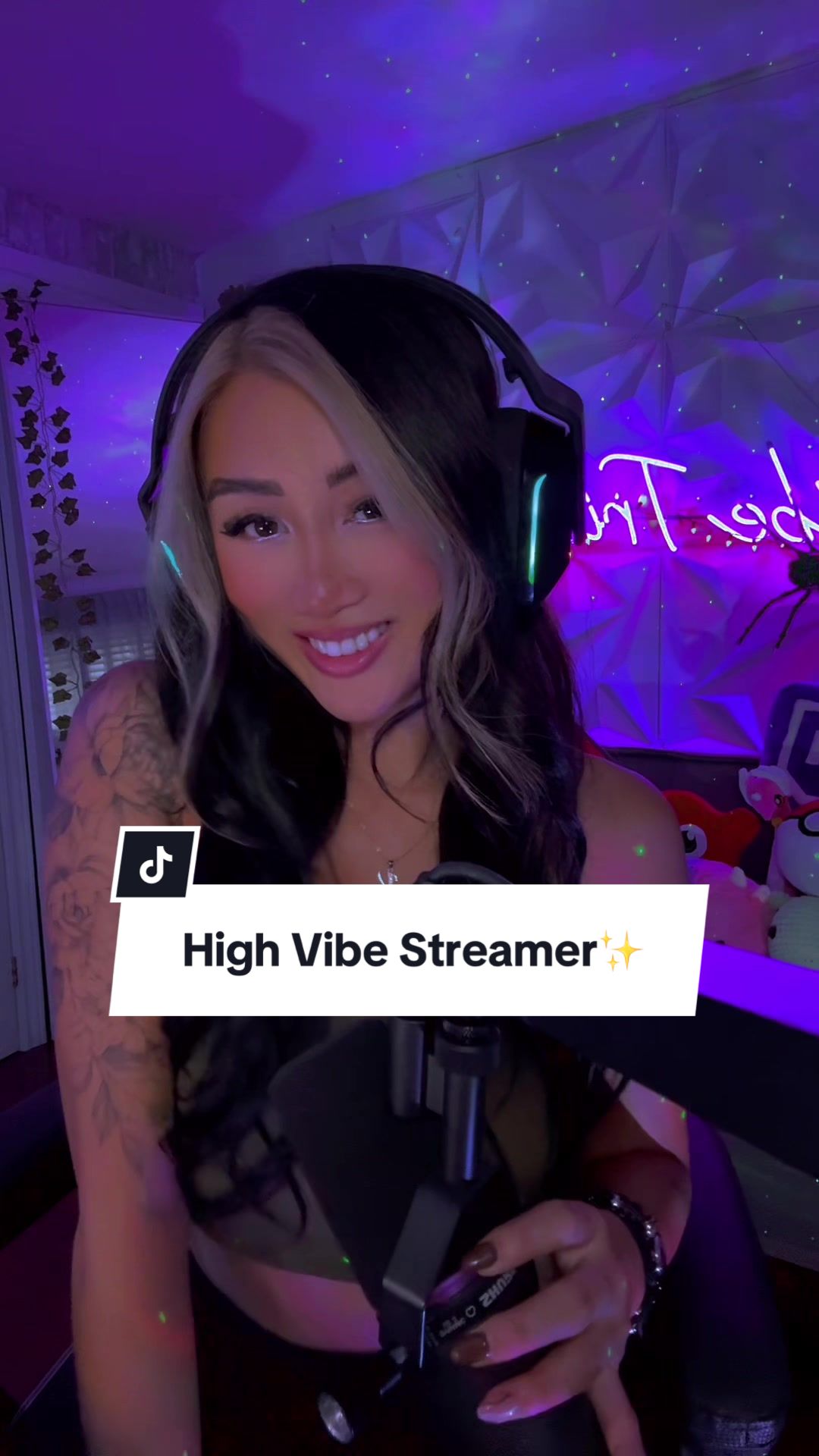@VibeyVee✨