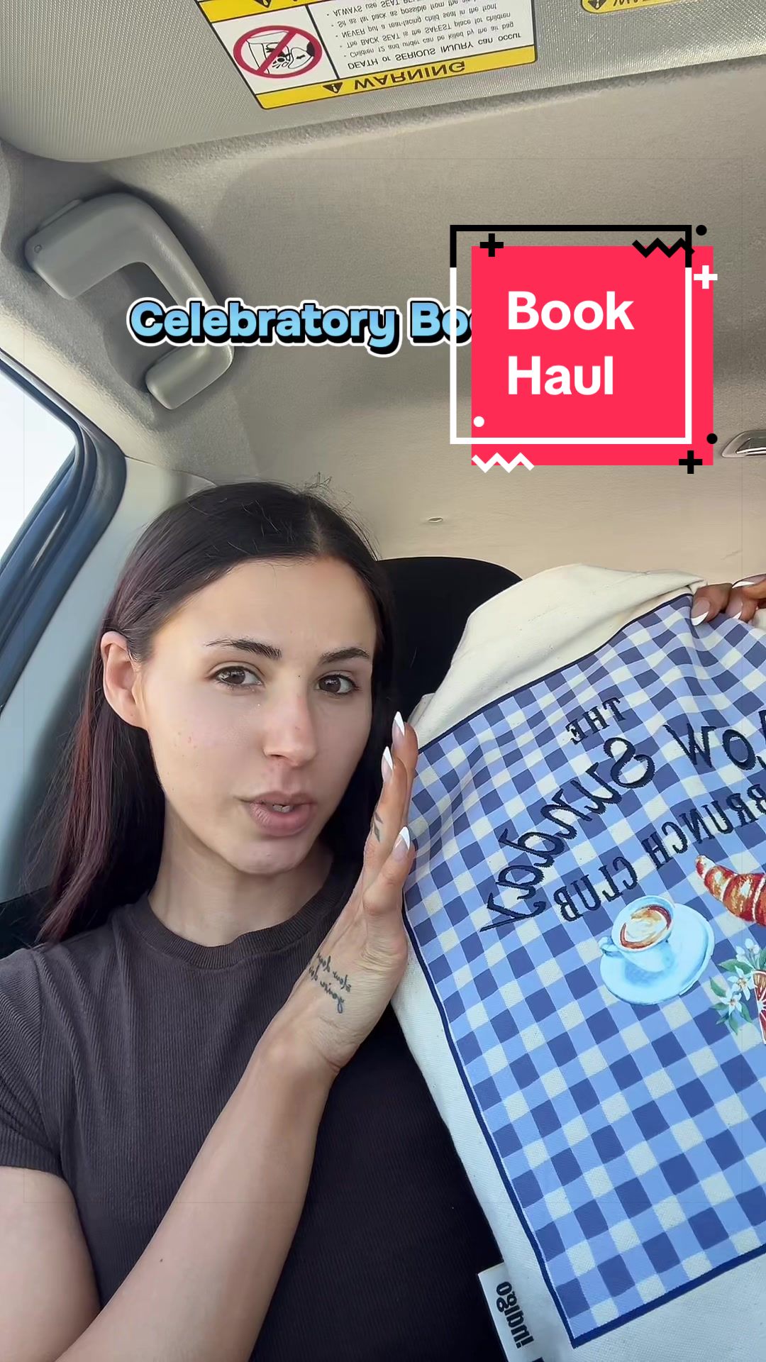 @HalieReads📚