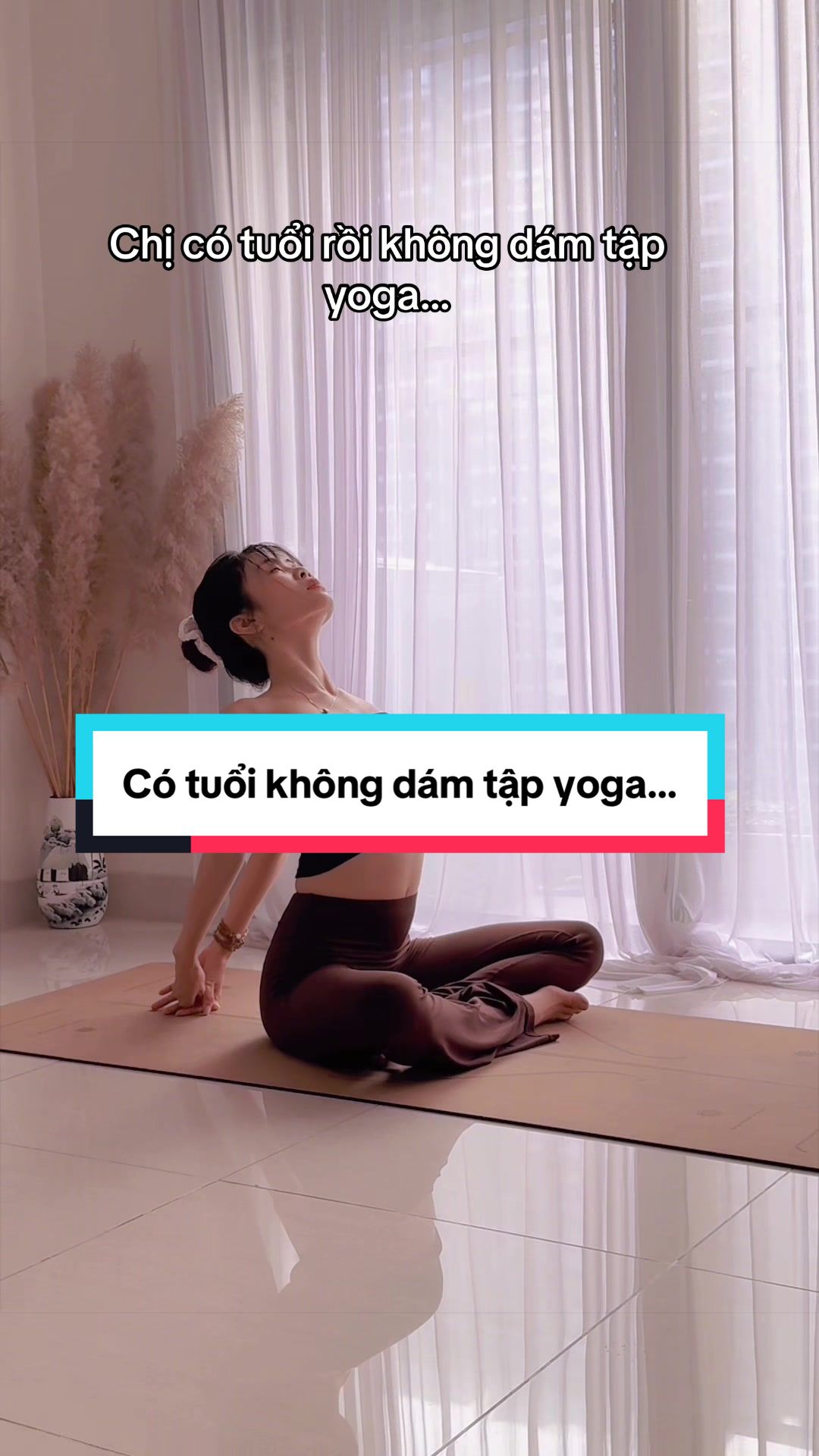 @Yoga điii - Yoga &Aacute;nh Tuyết