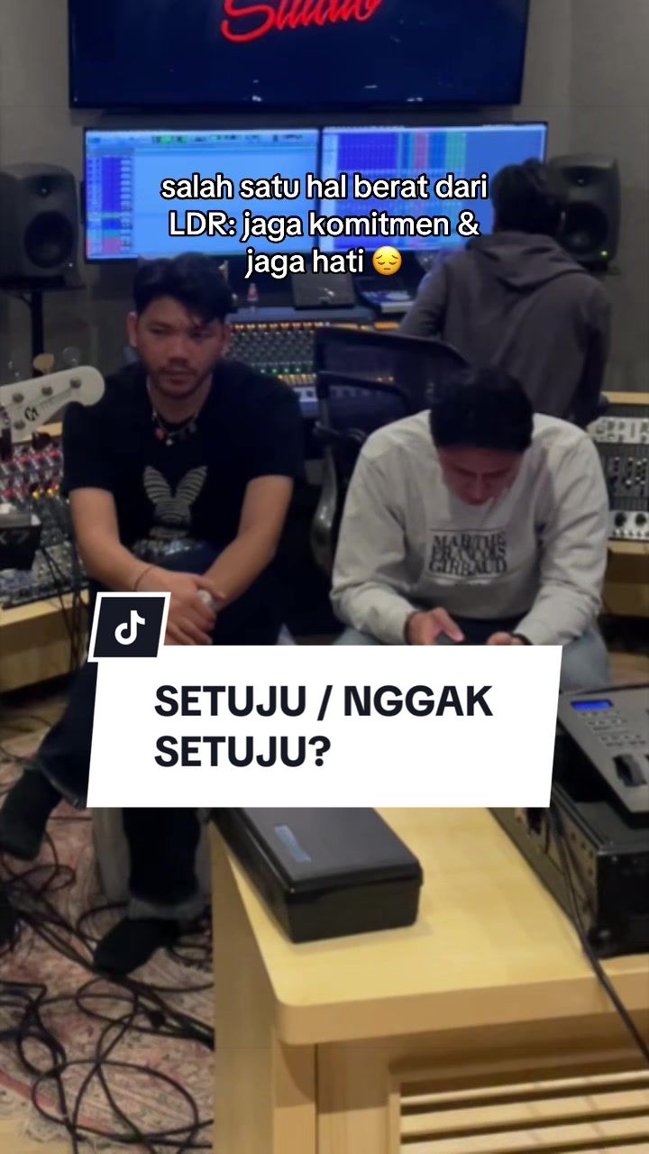 @Yovie & Nuno