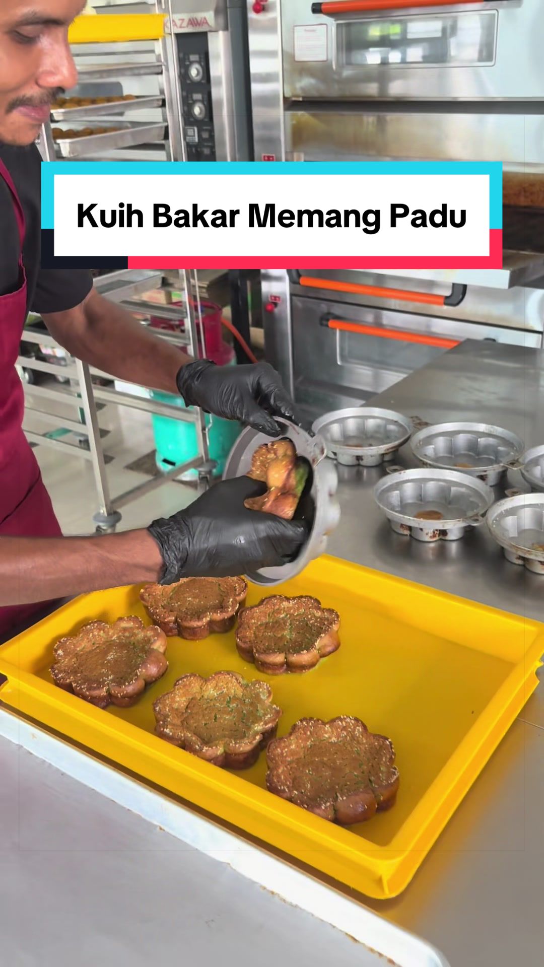 @Pakcik Si Penjual Kuih