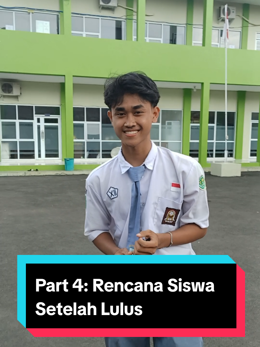 @Galeri Bu Ni di Sekolah