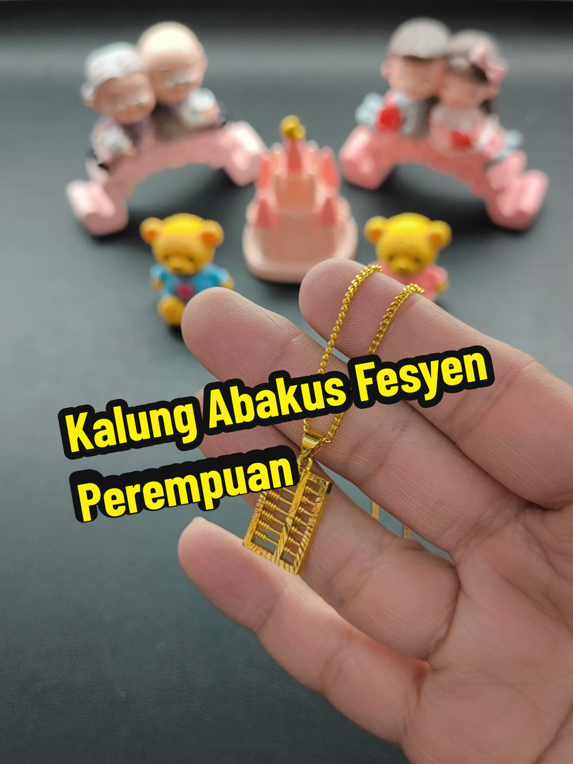 @FashionForUshop