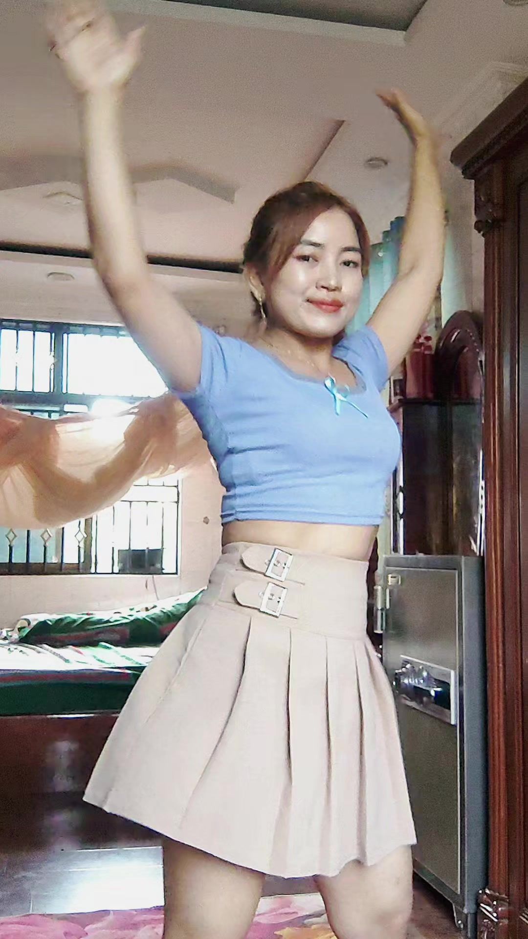 @ေ႐ႊၾကယ္စင္