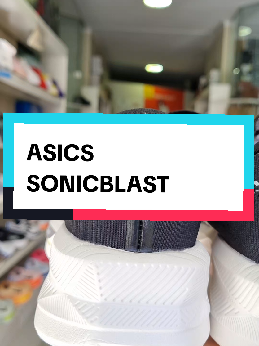 @Solo Sneakers