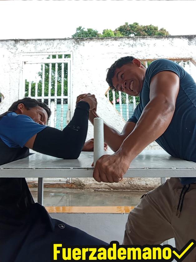@Fuerzademano