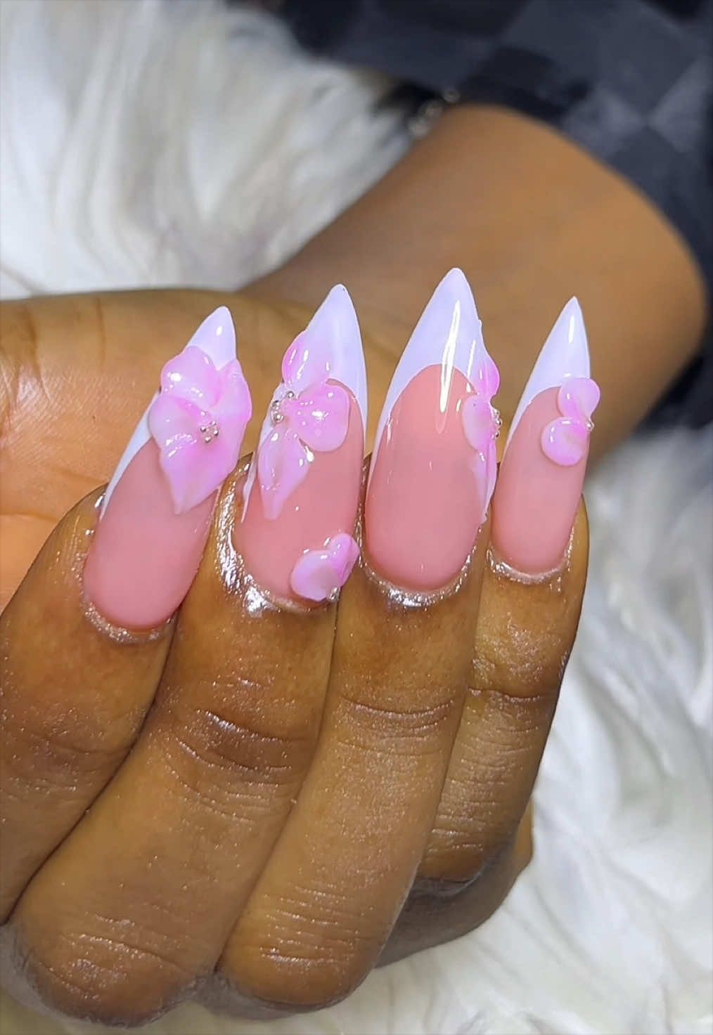 @Owerri~Nail and Lash Tech💅🏻
