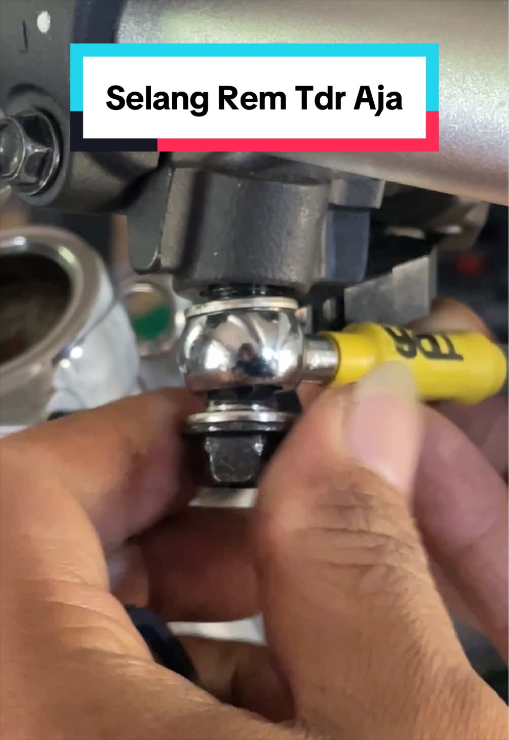 @CBREWO