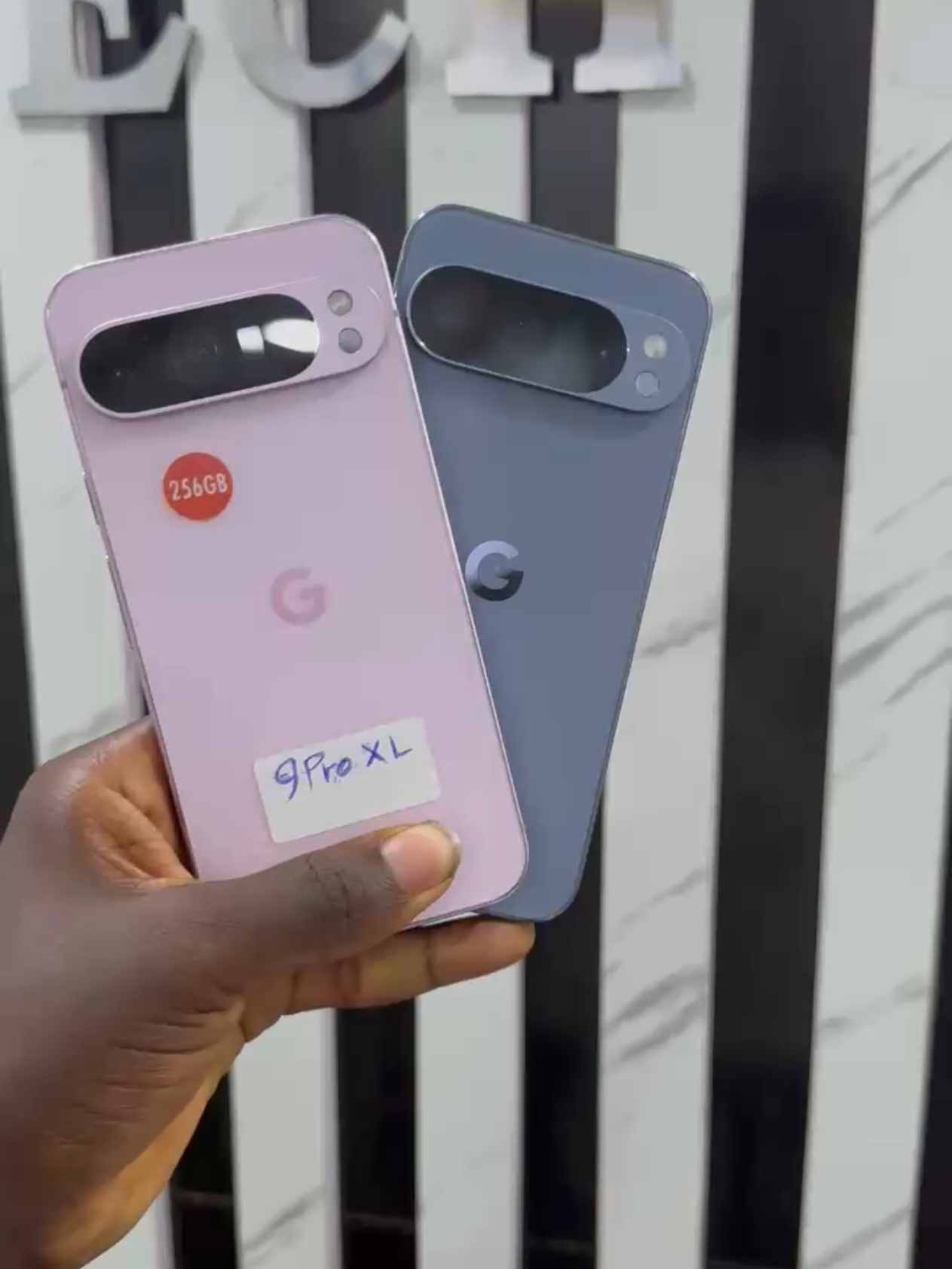 @APPLE PHONE PLUG IN IBADAN