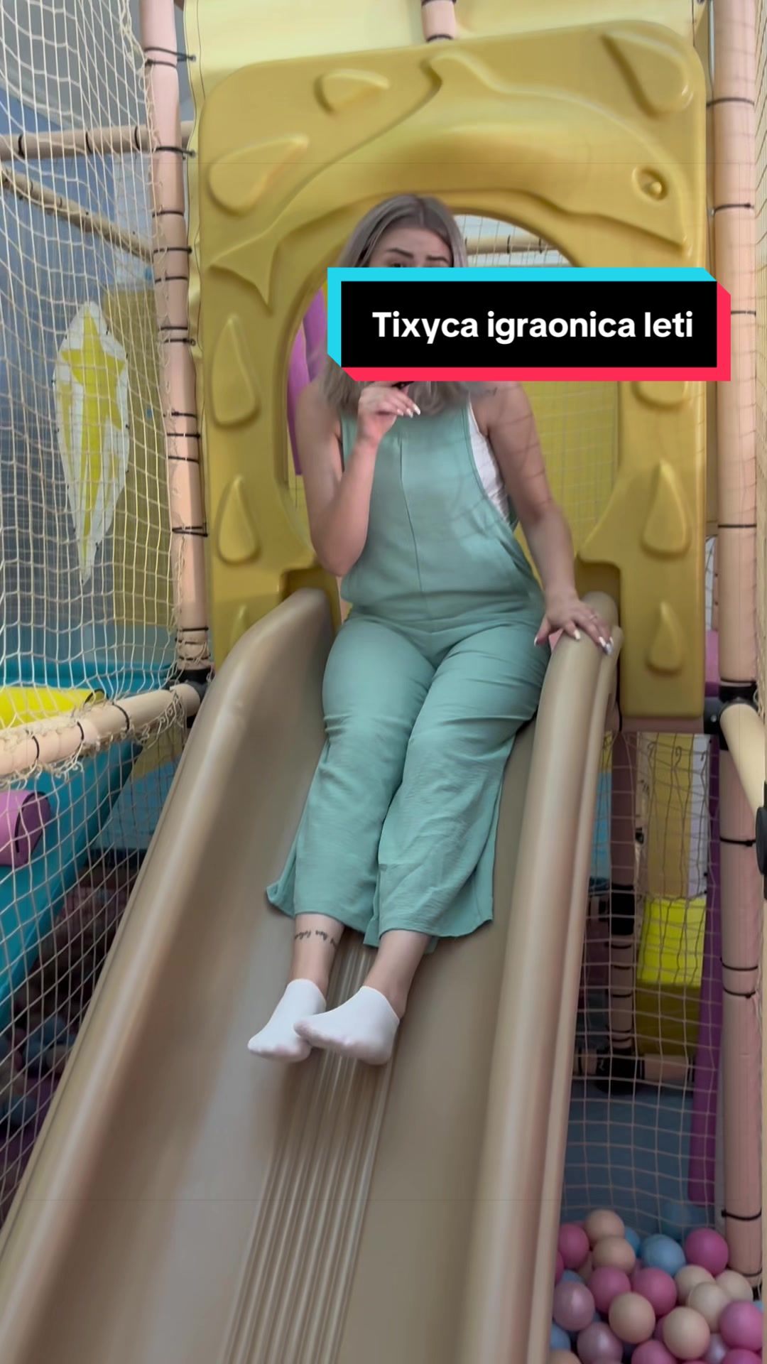 @tixyca