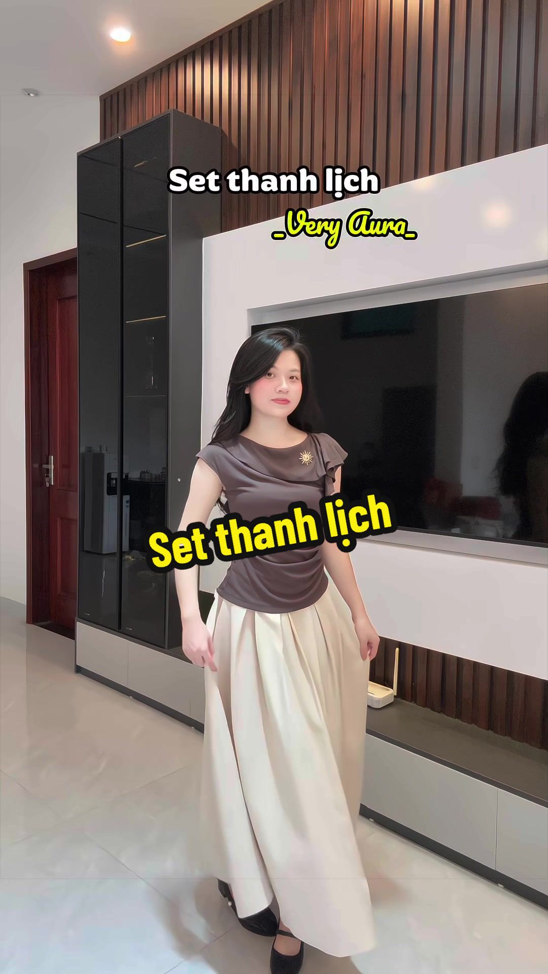 @Hằng t&uacute;n 👻