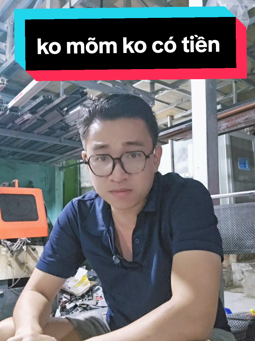 @THẰNG THỢ ĐỤNG