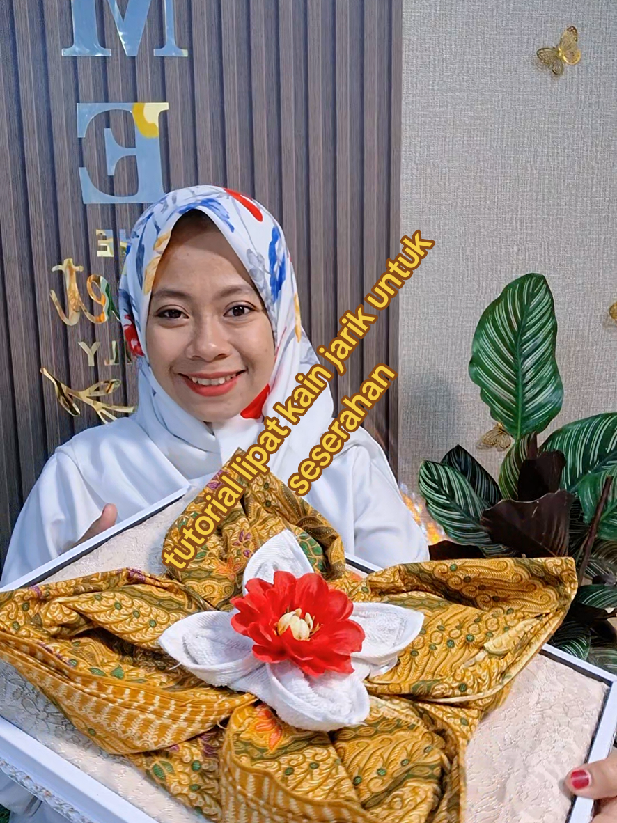 @Siti Fatimah|Gift Box