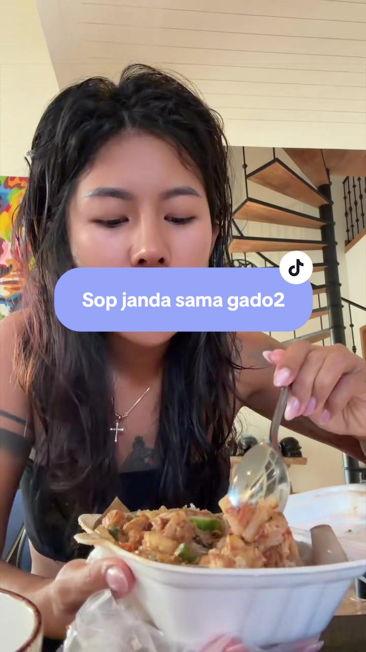 @Vanialong