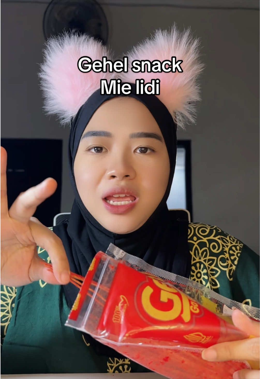 @EkaNis14