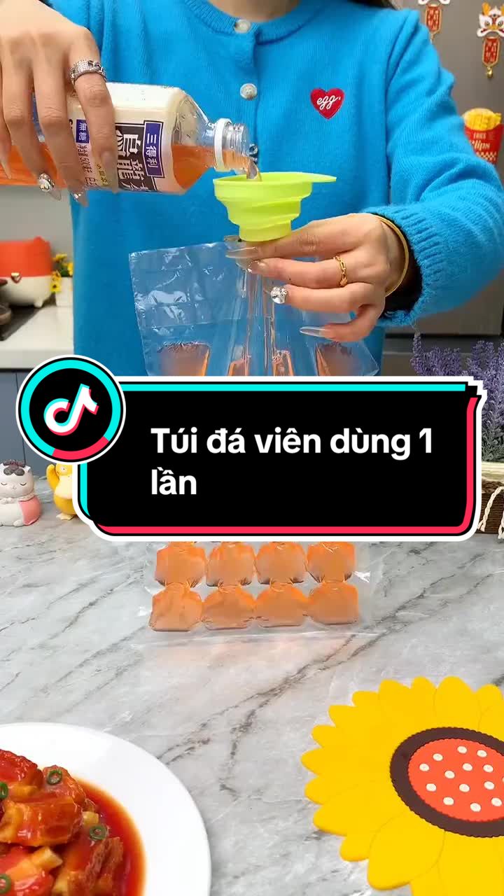 @Cửa h&agrave;ng gia dụng T&ocirc;m T&yacute;