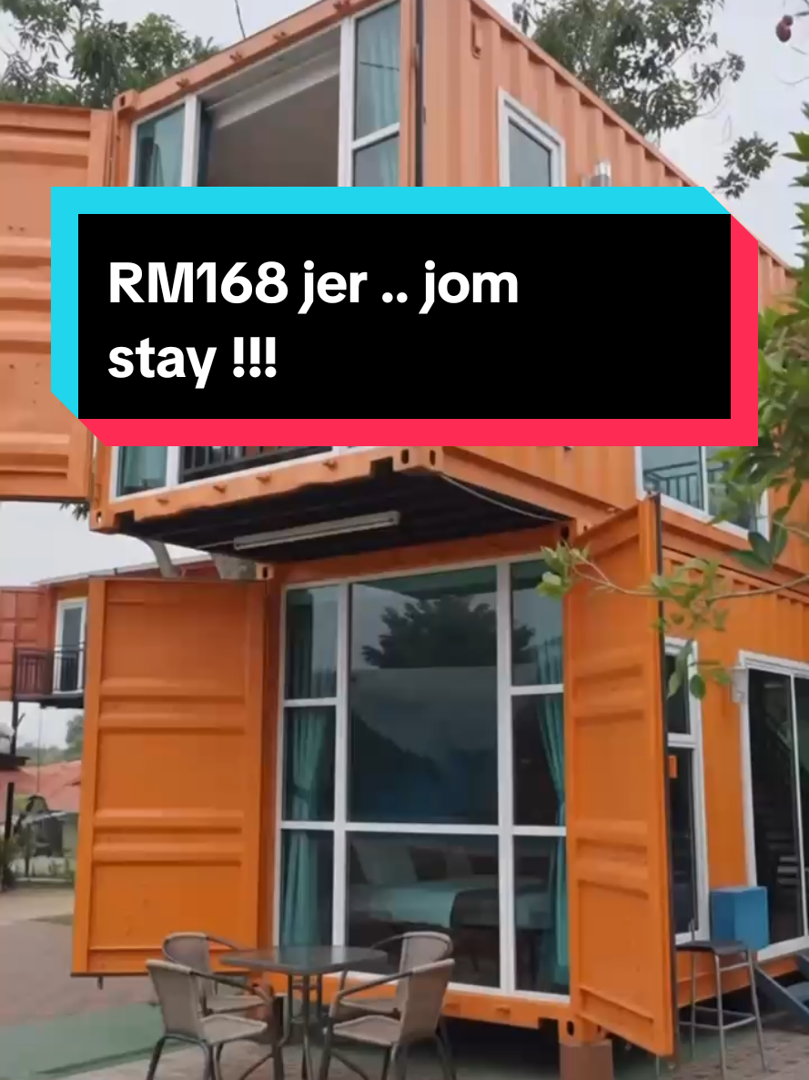 @homestaymelakaprivatepool