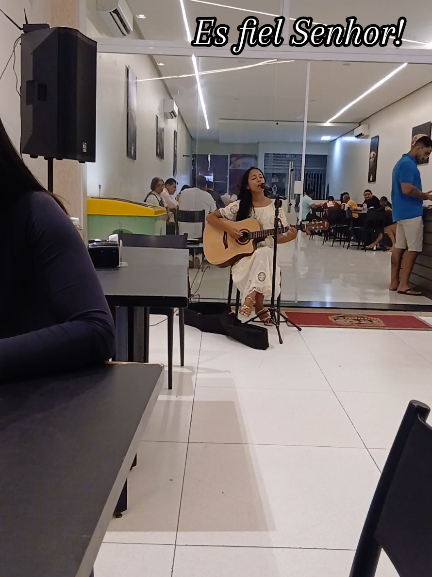 @Lia Barbosa Viana