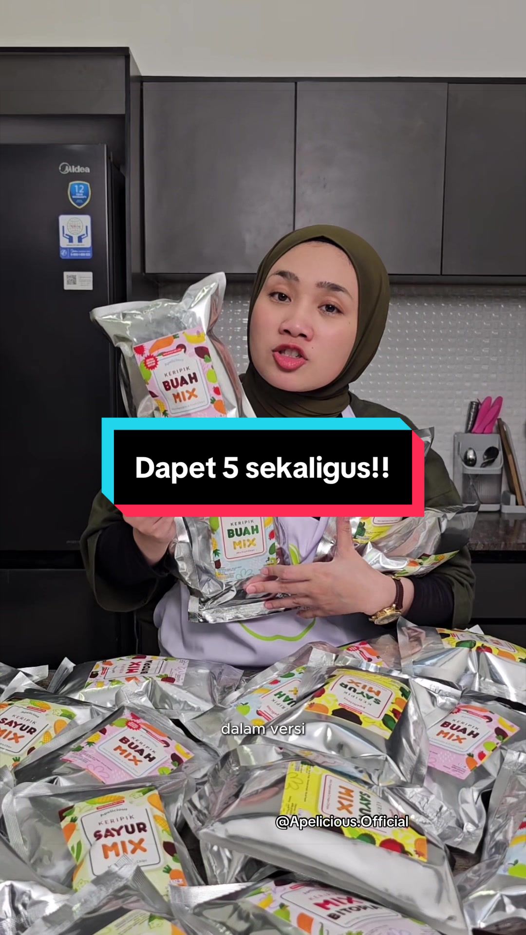 @APELICIOUS OFFICIAL