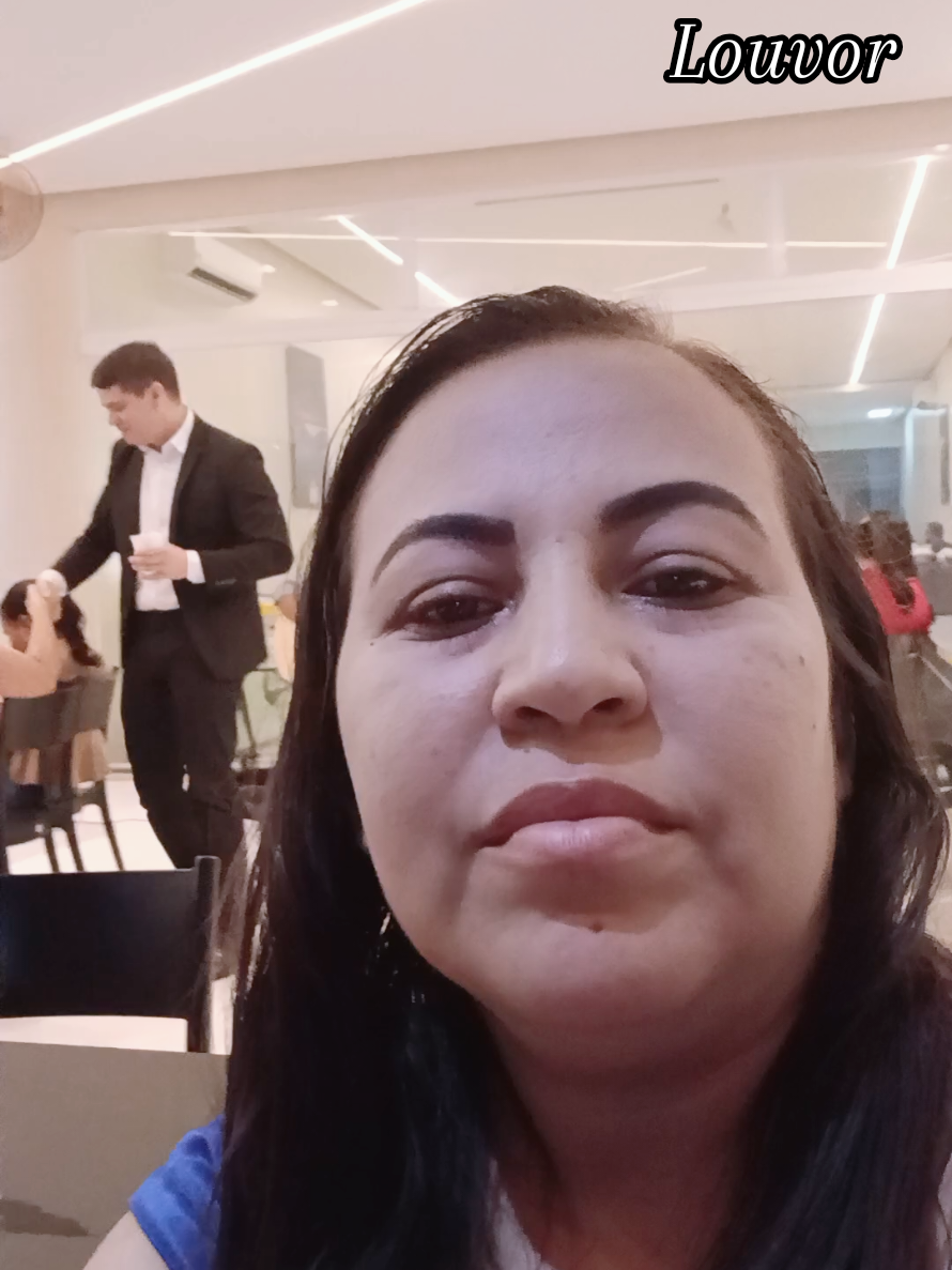 @Lia Barbosa Viana
