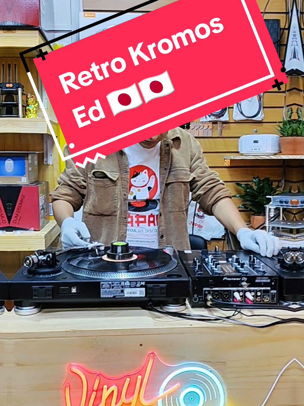 @Retrokromos.com