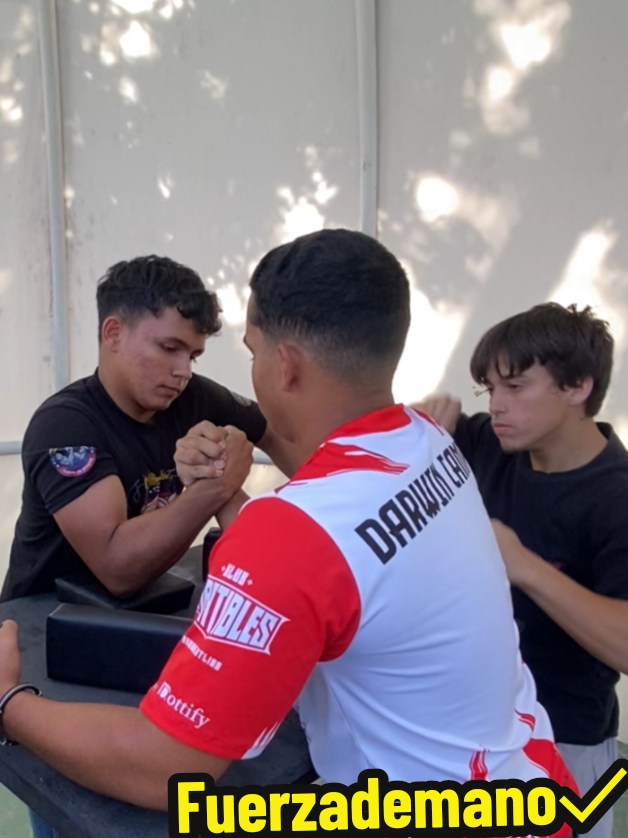 @Fuerzademano