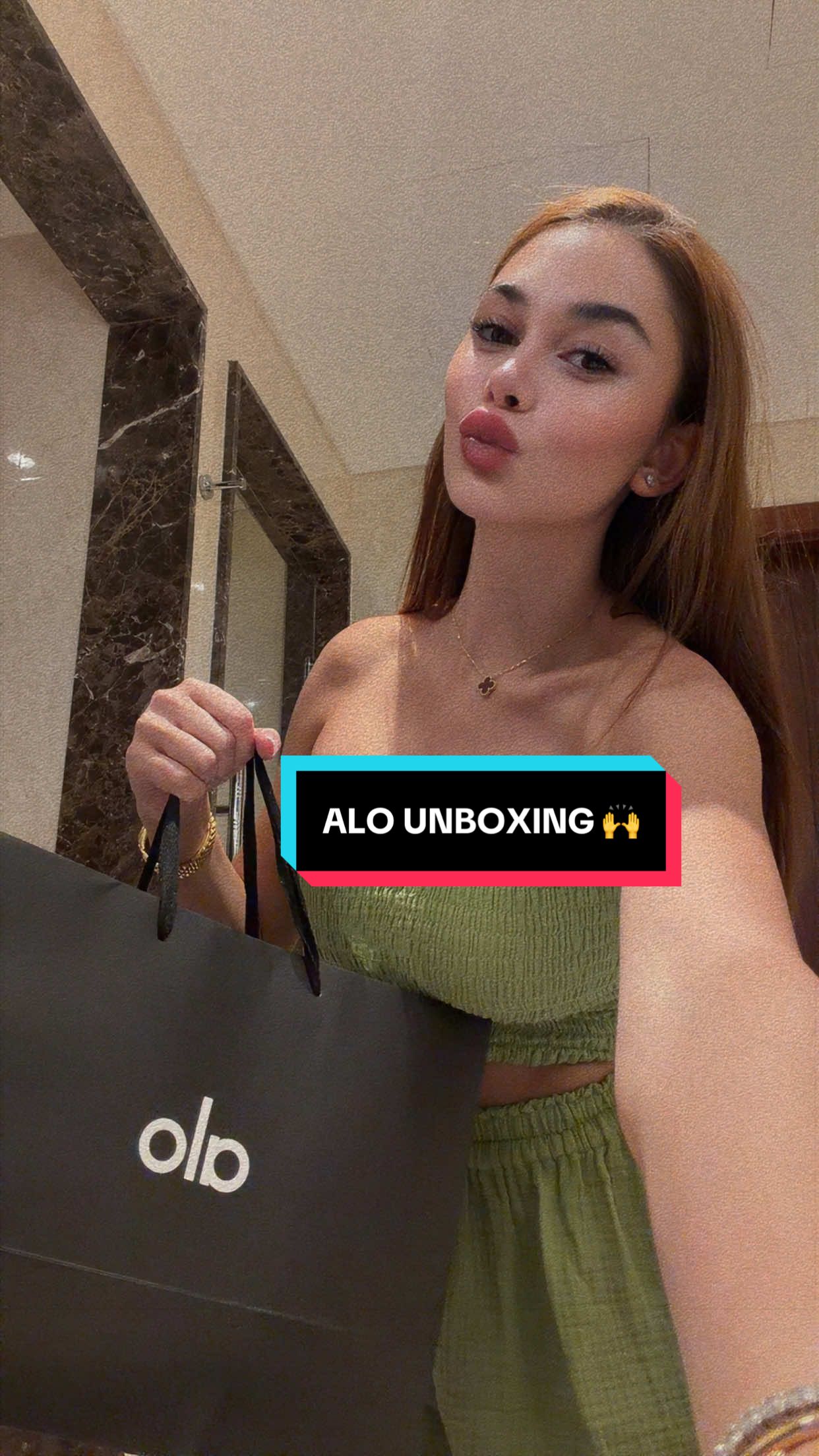 @Su