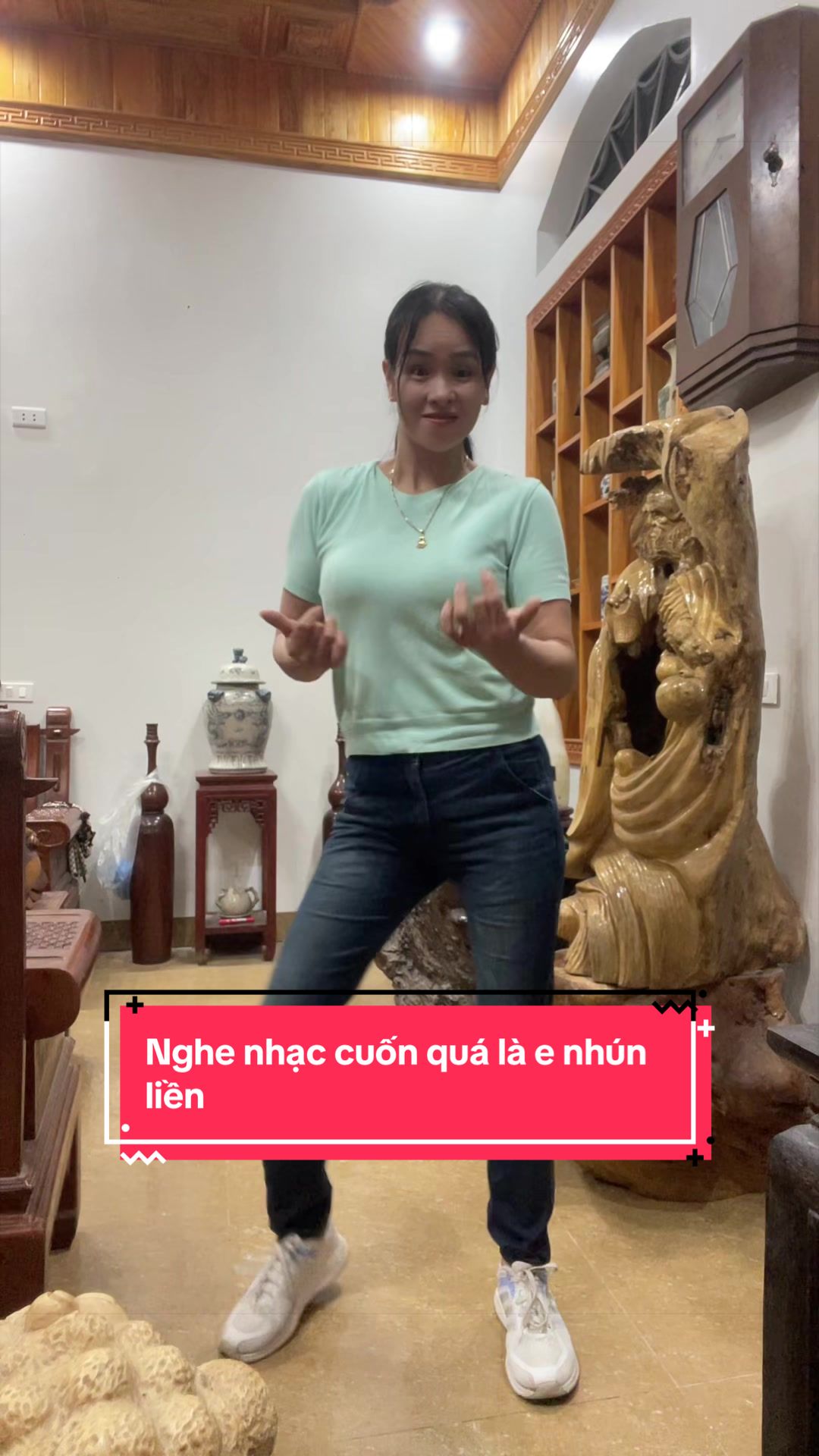 @Lan hoa vui vẻ