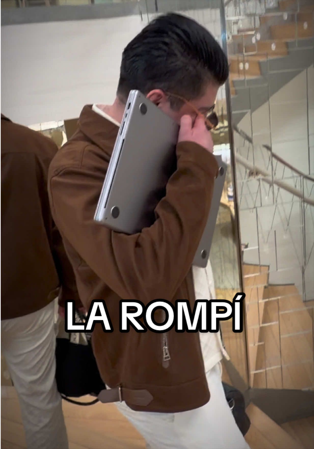 @Alex Bahena