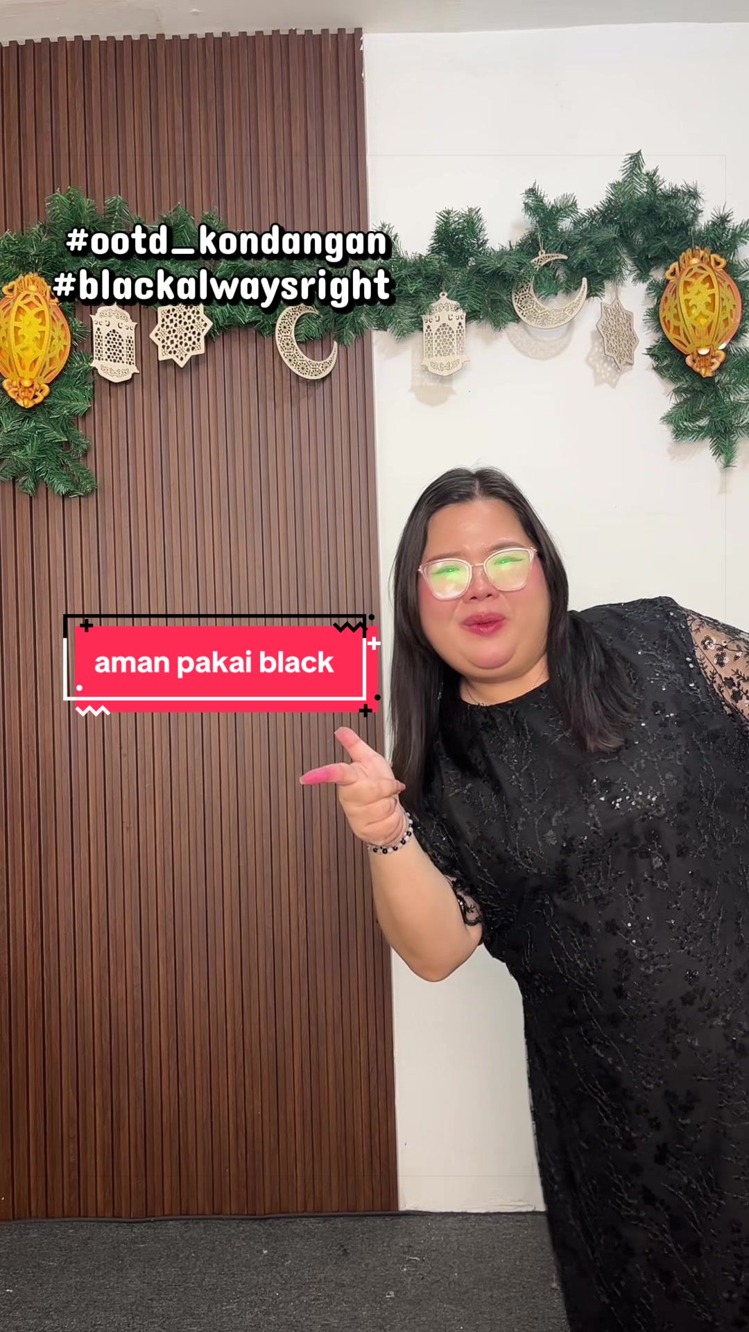 @Mokmok