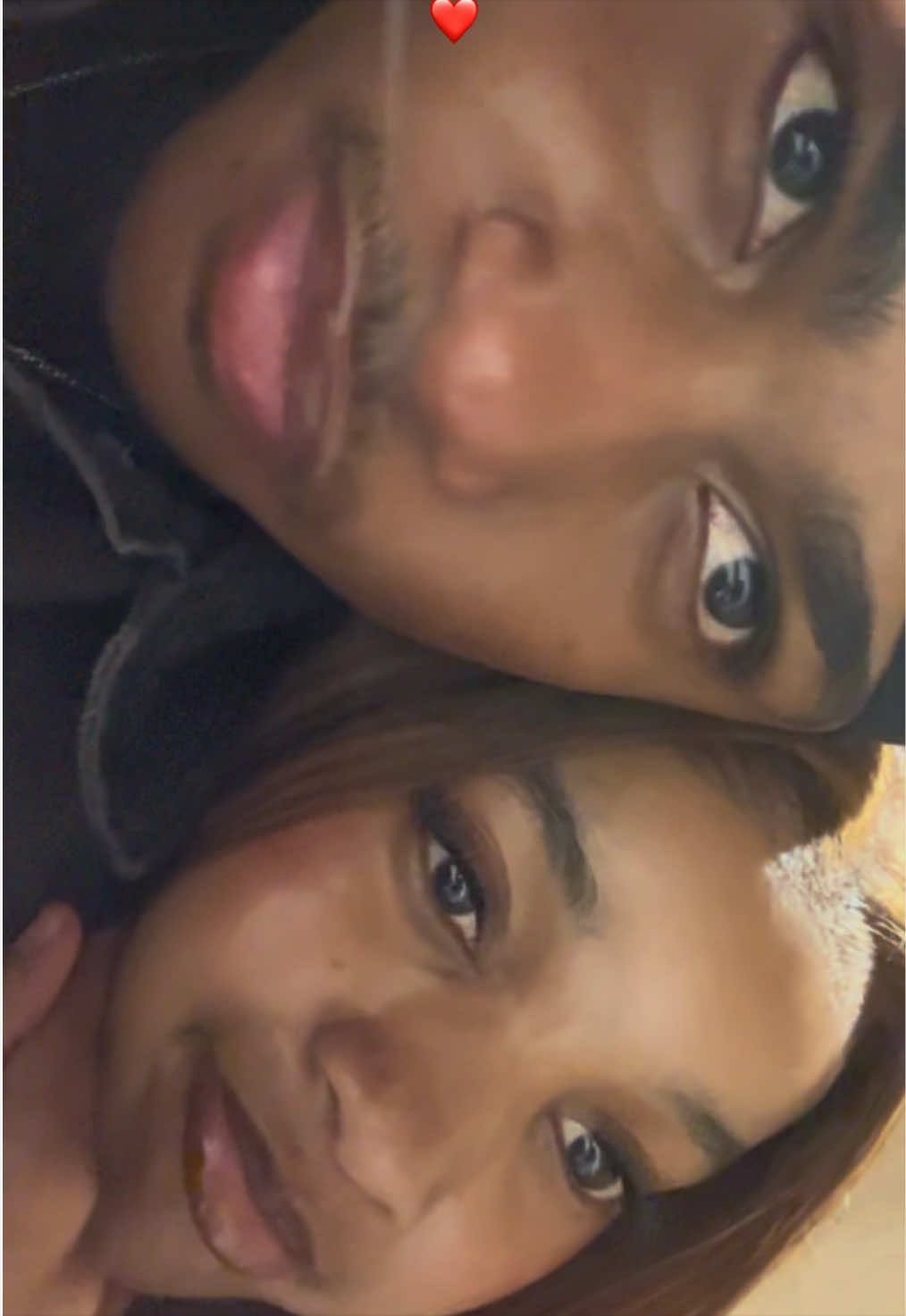 @_adriannaaa.xo
