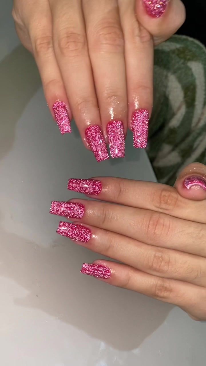 @Yasmim R&rsquo;Nails