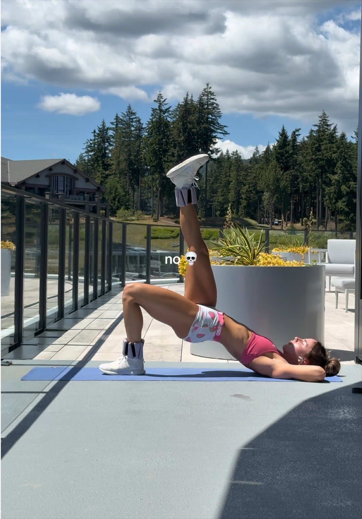 @meelahangelina