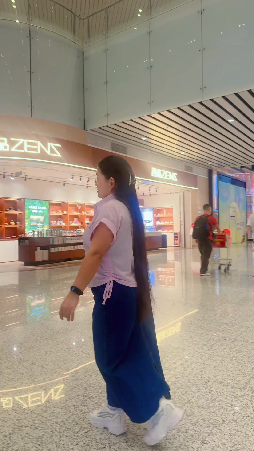 @लोप्चनस्या मेलिना 🇰🇷🇳🇵🌺