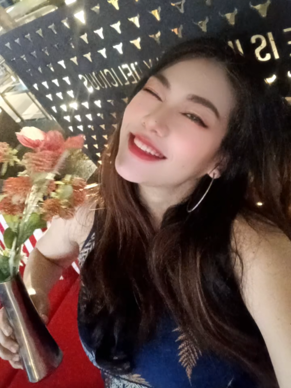 @jnyssy