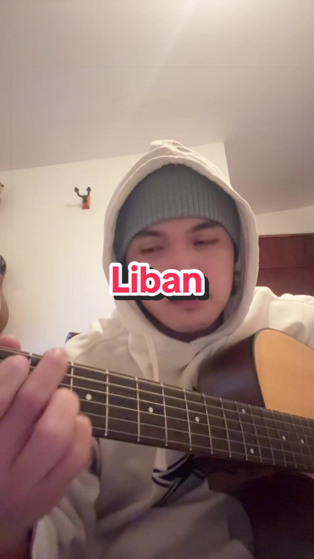 @IÚNO_Carlos