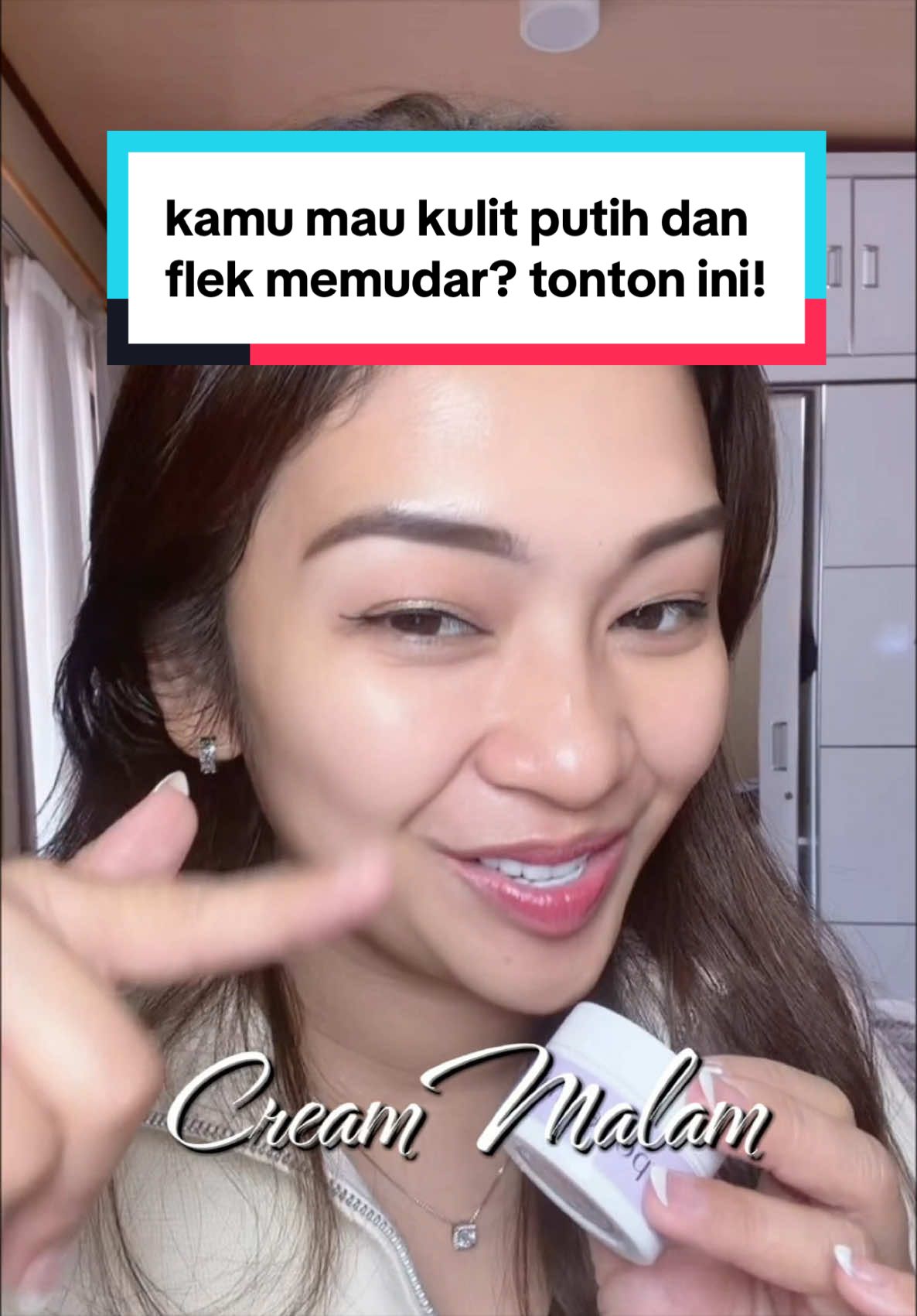 @Skin Solutionist