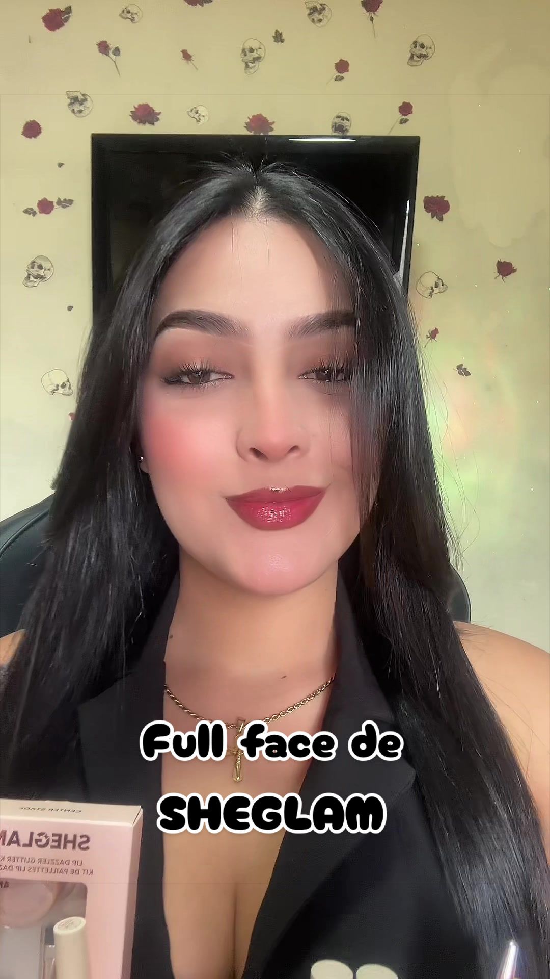@anivaleencia