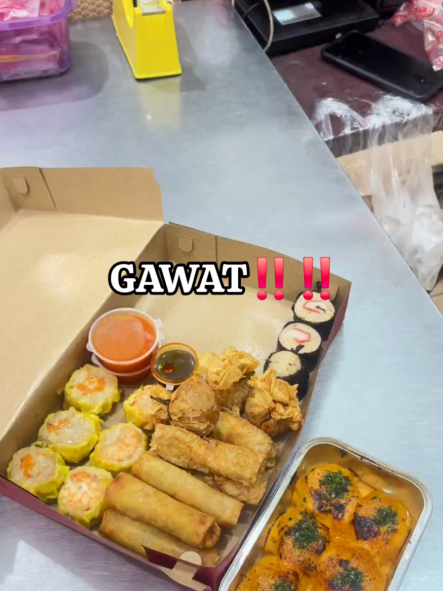@Mbak Mel si Owner Dimsum