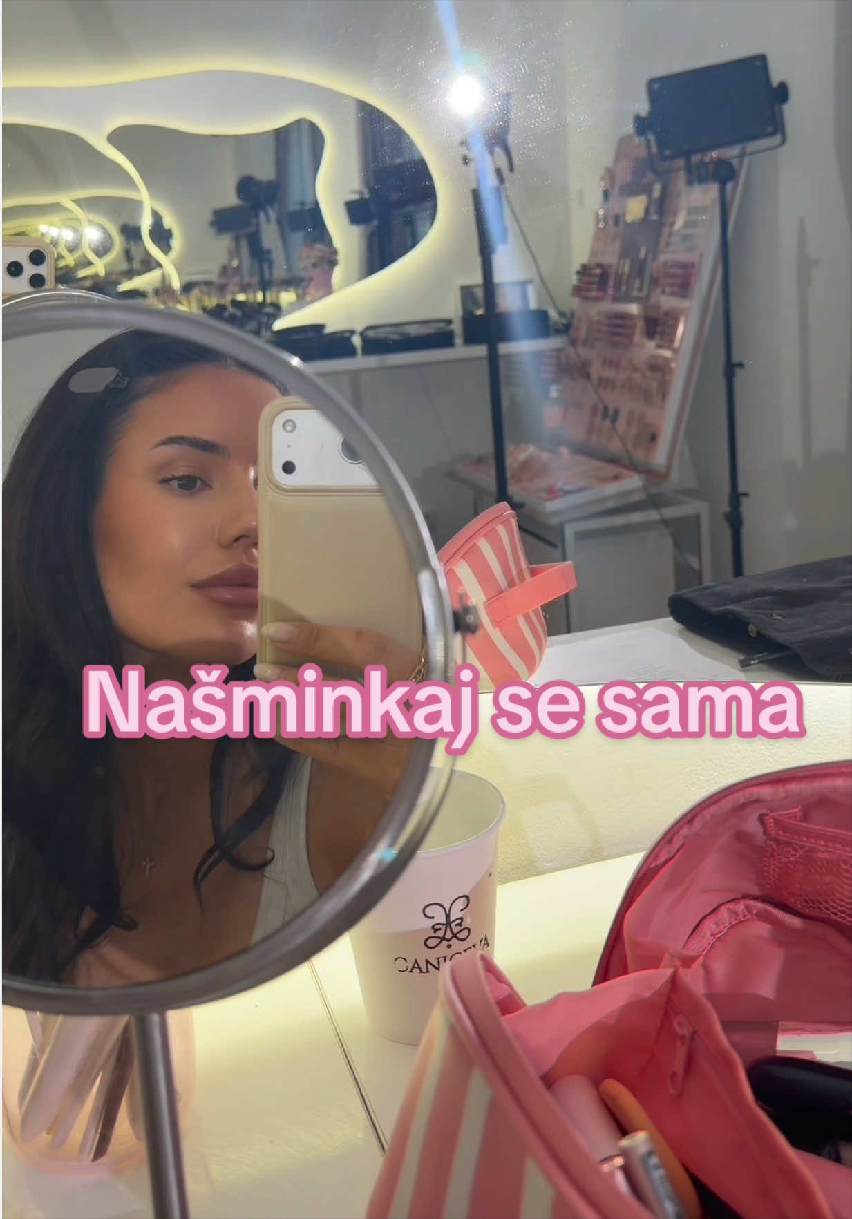 @Nadjaaast