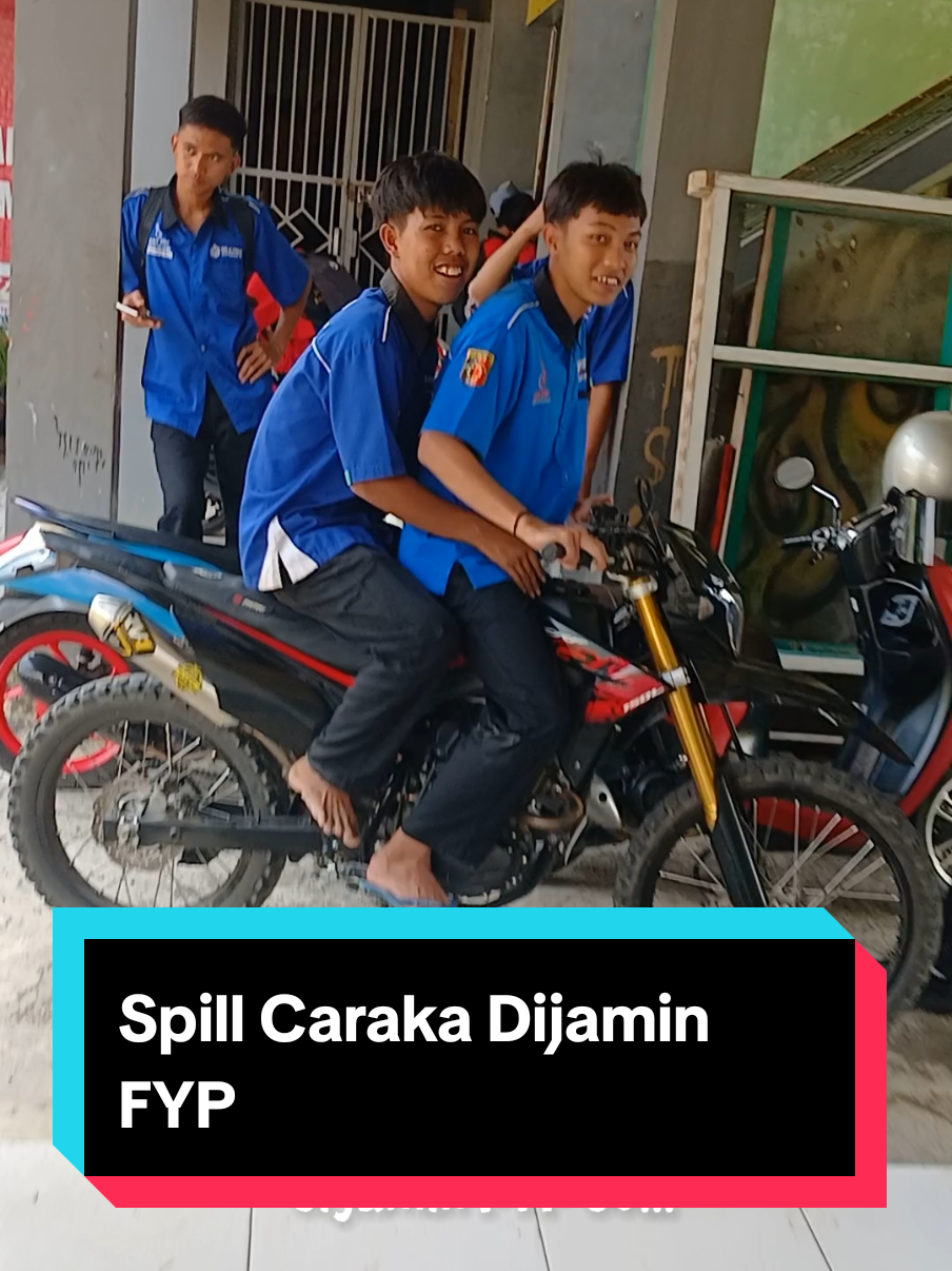 @Galeriku_di_Sekolah