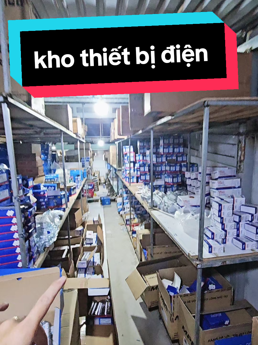 @THẰNG THỢ ĐỤNG